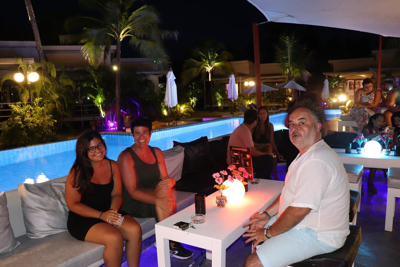 Coconutspalm Resort Maret Екстериор снимка