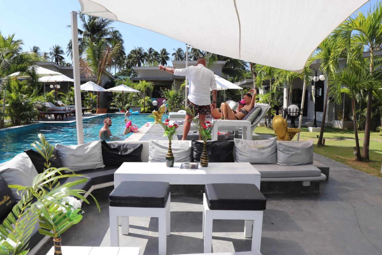 Coconutspalm Resort Maret Екстериор снимка