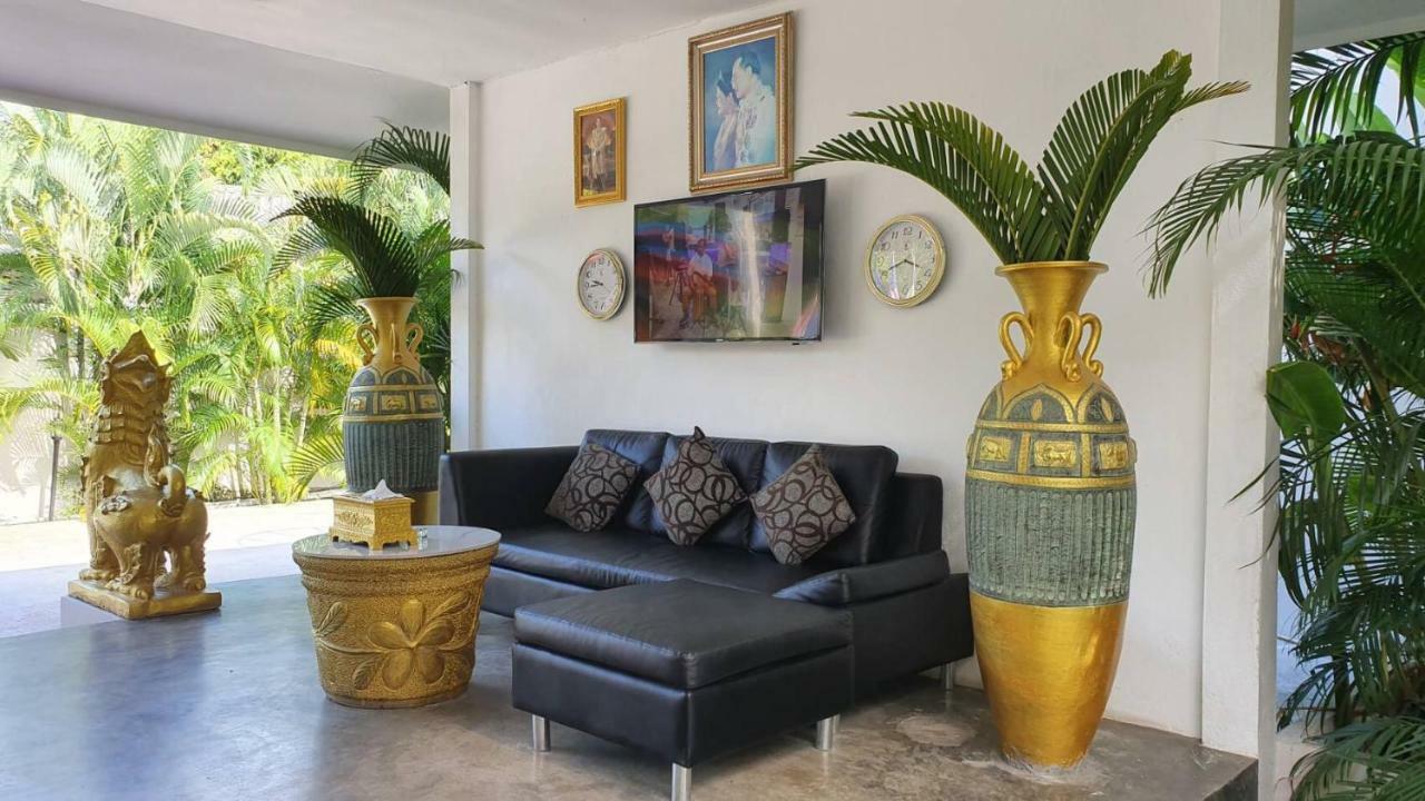 Coconutspalm Resort Maret Екстериор снимка