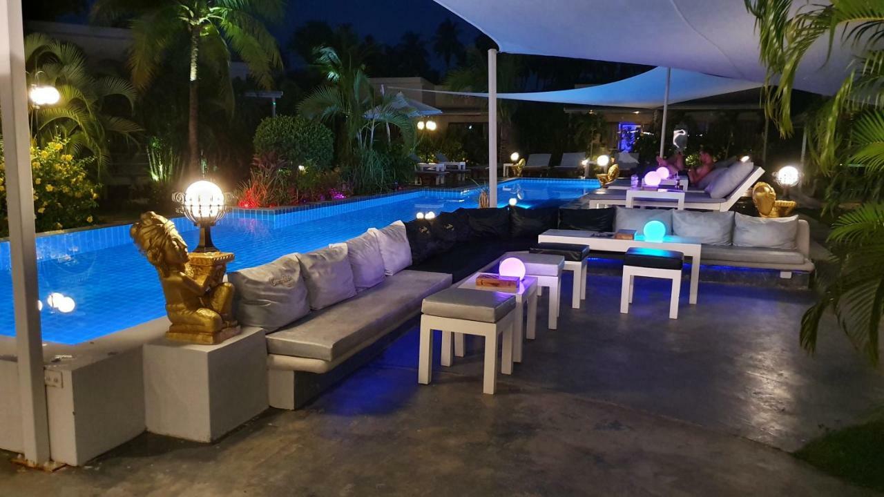 Coconutspalm Resort Maret Екстериор снимка