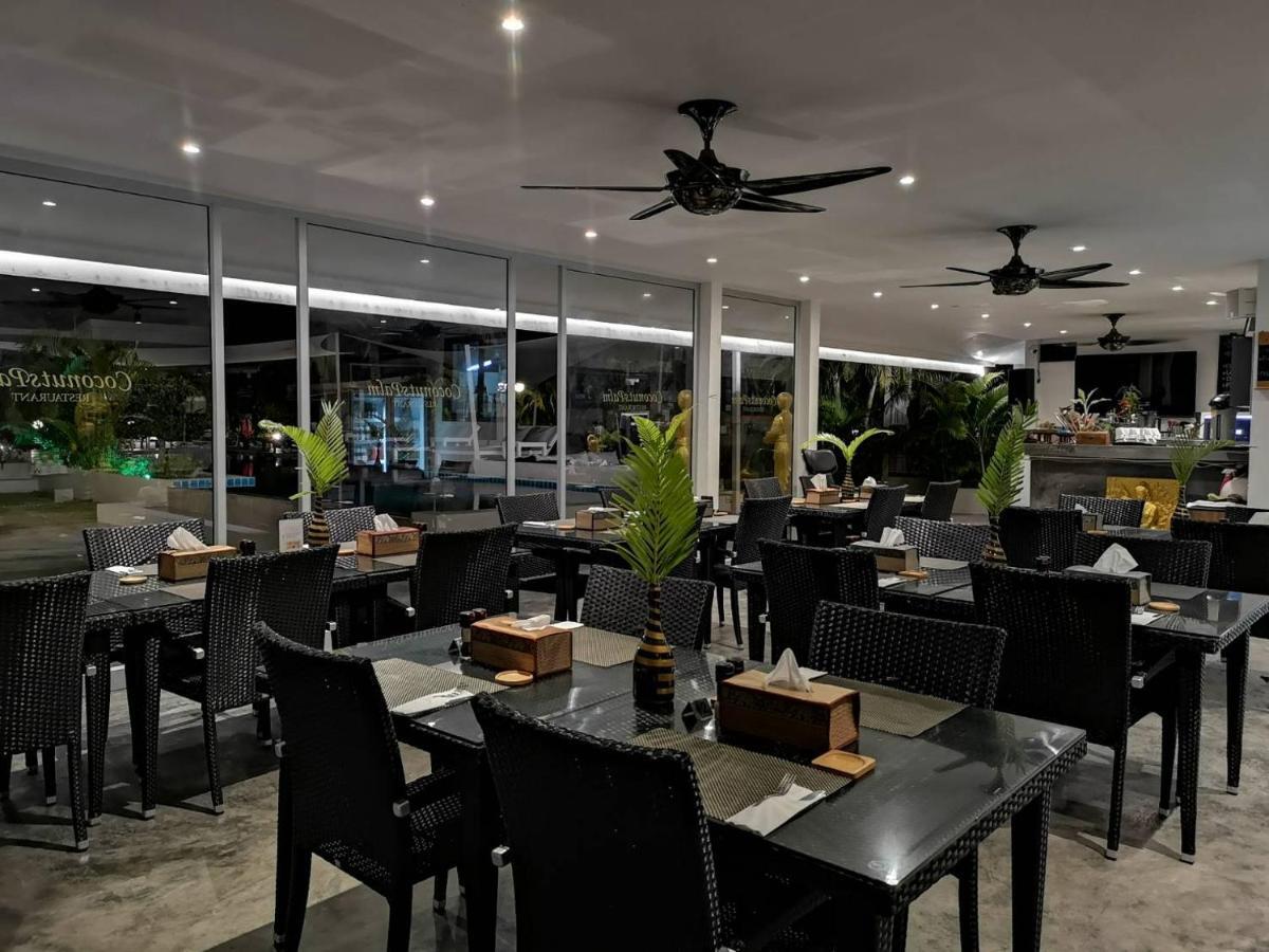 Coconutspalm Resort Maret Екстериор снимка
