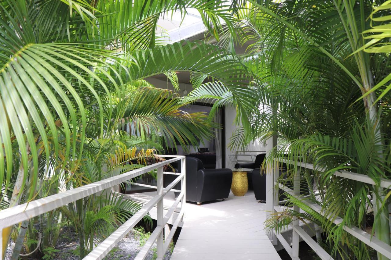 Coconutspalm Resort Maret Екстериор снимка